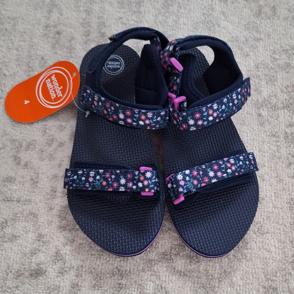 Wonder Nation sandals